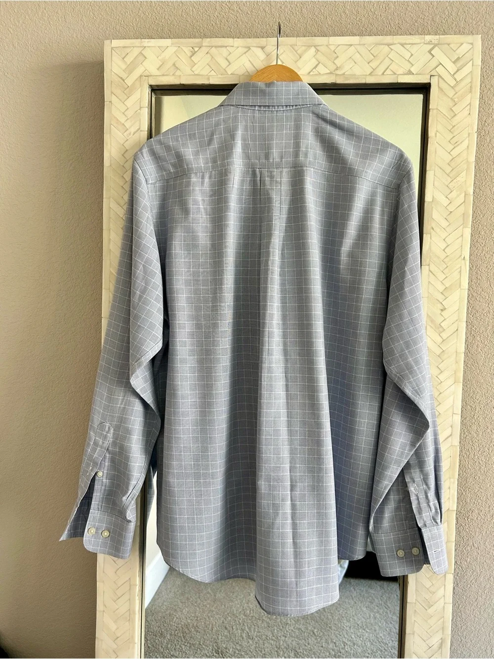 Banana Republic Light Blue Windowpane Dress Shirt Large